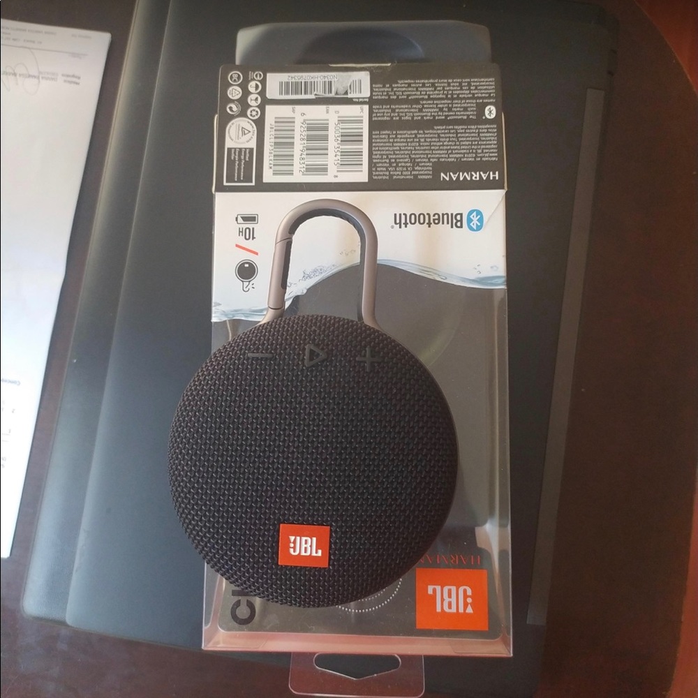 NWT JBL Clip 3, Black - Waterproof, Durable & Portable Bluetooth Speaker